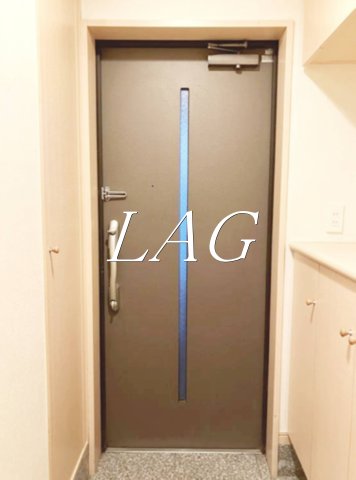 玄関　玄関です。