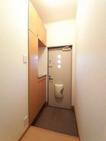 玄関　シンプルで使いやすい玄関です