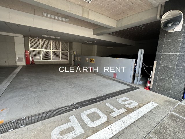 駐車場　敷地内駐車場