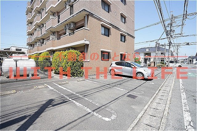 駐車場　駐車場があります