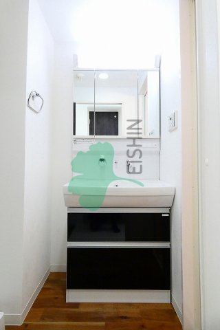 洗面設備　シンプルで使いやすい洗面台です！