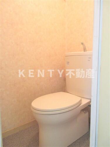 トイレ　清潔感のあるトイレです