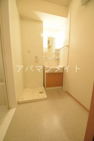 その他設備　室内洗濯機置場です