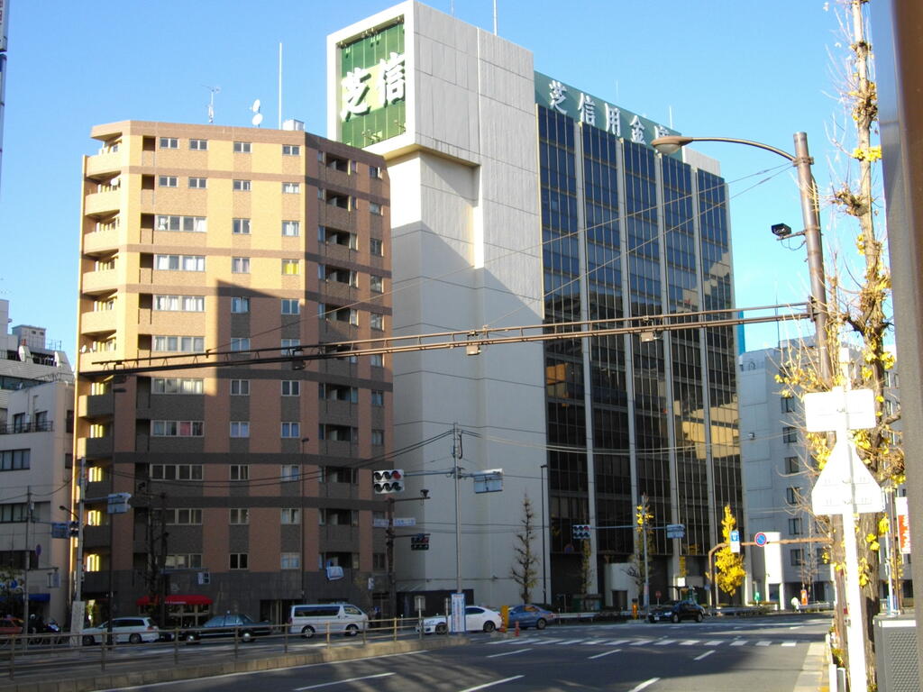 銀行　芝信用金庫本店（銀行）まで293m