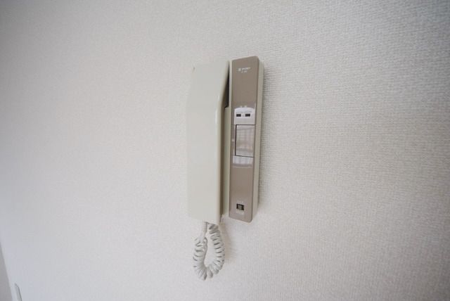 その他設備　インターホン付です