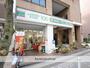 コンビニ　ローソンストア１００（コンビニ）まで2042m