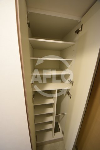 収納　JPレジデンス大阪城東4　シューズボックス