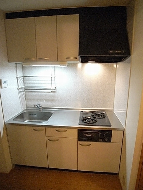 キッチン　※写真は同タイプの部屋です