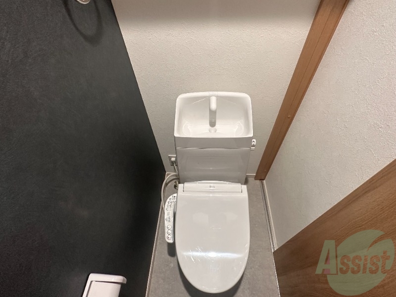 トイレ　トイレは、嬉しいウォシュレット付きです。