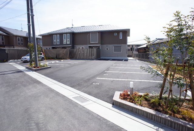駐車場　駐車場