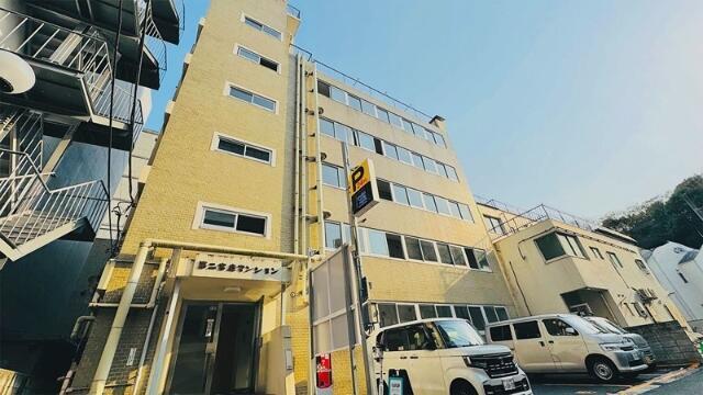 建物外観　?