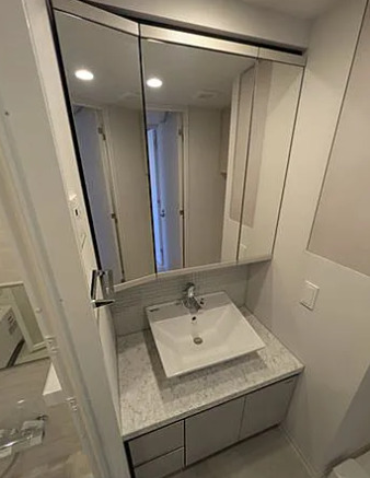 洗面設備　写真は同タイプ住居です