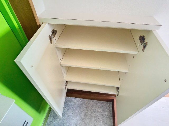 収納　掲載写真は同型モデルを掲載しており実際のお部屋と仕様等が異な