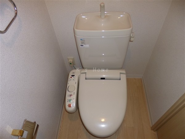 トイレ　ウォシュレット付