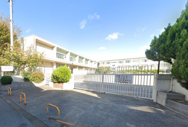 小学校　豊中市立原田小学校（小学校）まで202m