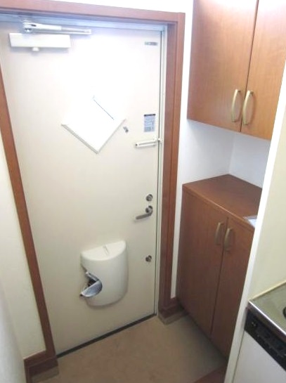 玄関　※別部屋参考写真☆玄関にはシューズBOXあり☆