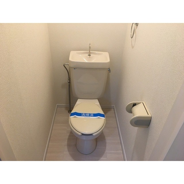 トイレ　別部屋参照