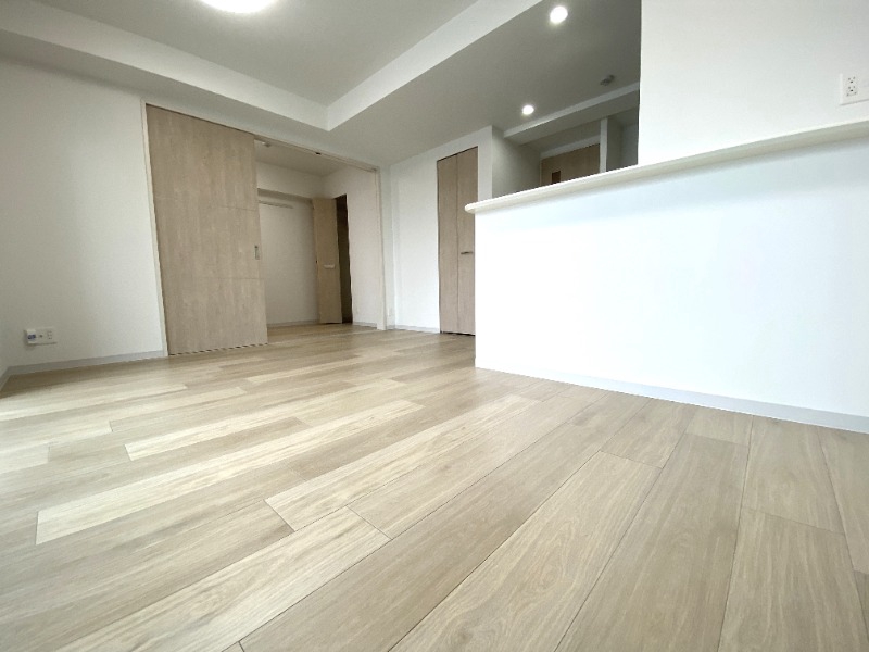 居室・リビング　白基調のお部屋です！