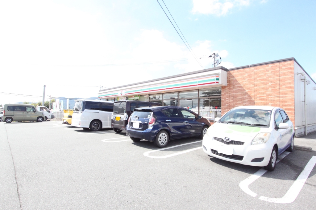 コンビニ　セブンイレブン 熊本城南舞原店（コンビニ）まで992m