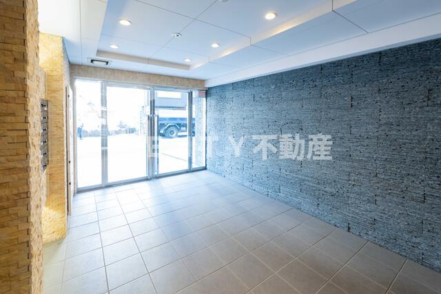 エントランス　建物の内部です