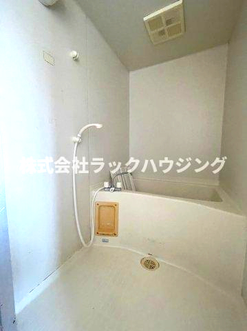 バス・シャワールーム　【お部屋さがしはラックハウジングにお問合せ下さいませ♪】