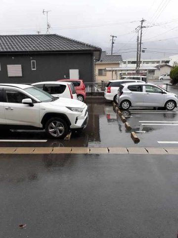 駐車場　駐車場完備です