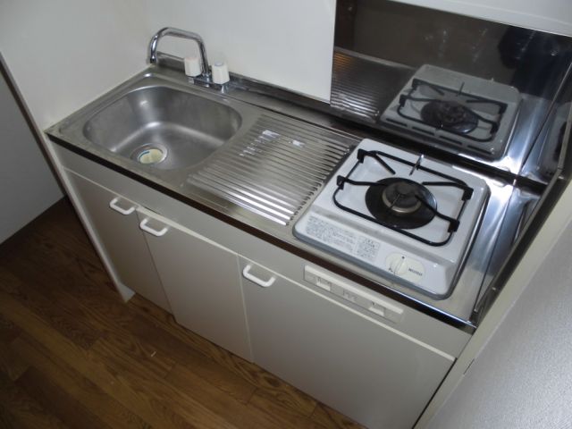 キッチン　まな板スペースもあります