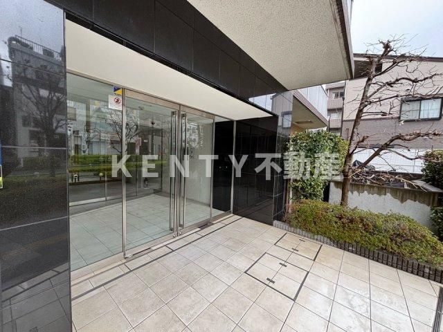 エントランス　毎日通るエントランスはこのようになっています