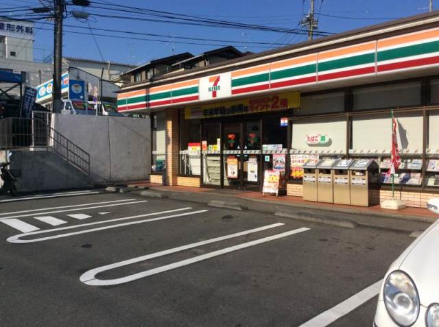 コンビニ　セブンイレブン横浜石川町1丁目店（コンビニ）まで153m