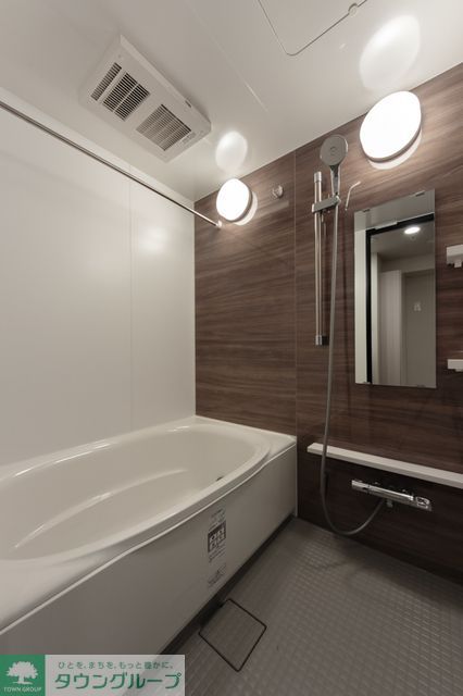 バス・シャワールーム　※写真は同タイプ住戸です。