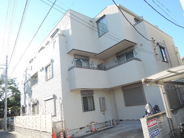 建物外観　安心のオートロック付　耐震耐火構造の旭化成ヘーベルメゾン