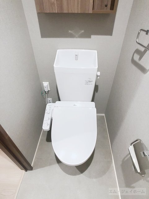 ＪＲ東海道本線 栗東駅 徒歩18分 3階建 築1年のトイレ写真