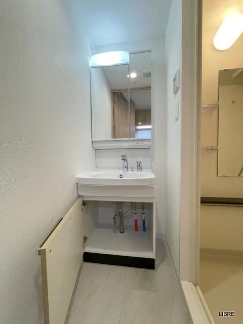 洗面設備　独立洗面台あります！