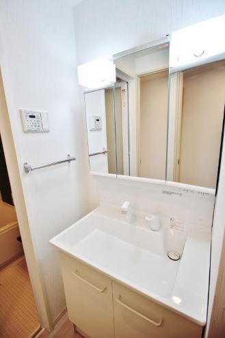 洗面設備　※別タイプのお部屋のイメージ写真です。