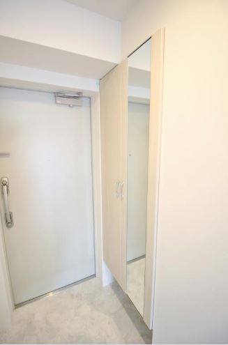 玄関　※別タイプのお部屋のイメージ写真です。