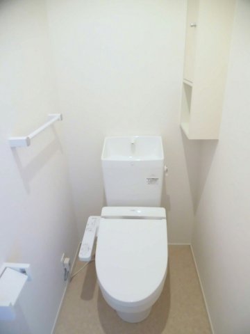 トイレ　ゆったりとした空間のトイレです