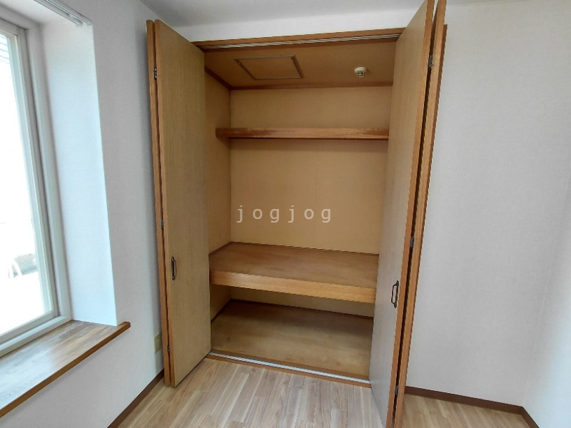 収納　収納が大きく、たくさんものが入ります。