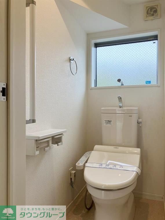 下保谷戸建のトイレ写真