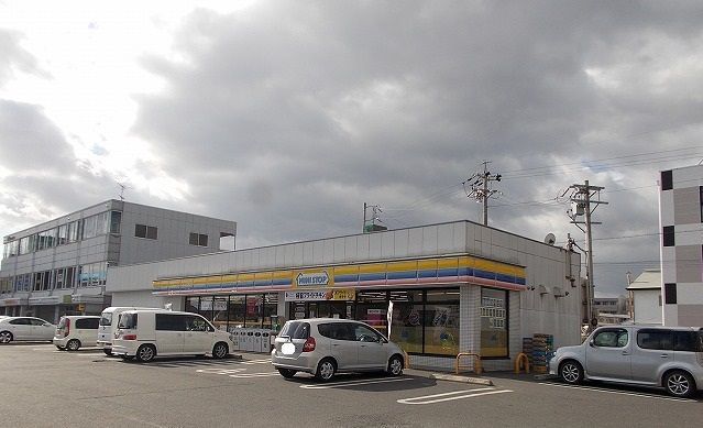 コンビニ　ミニストップ鈴鹿西条店（コンビニ）まで130m