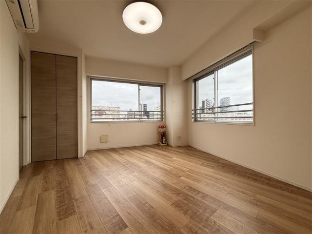 マドレーヌ駒込の居間写真