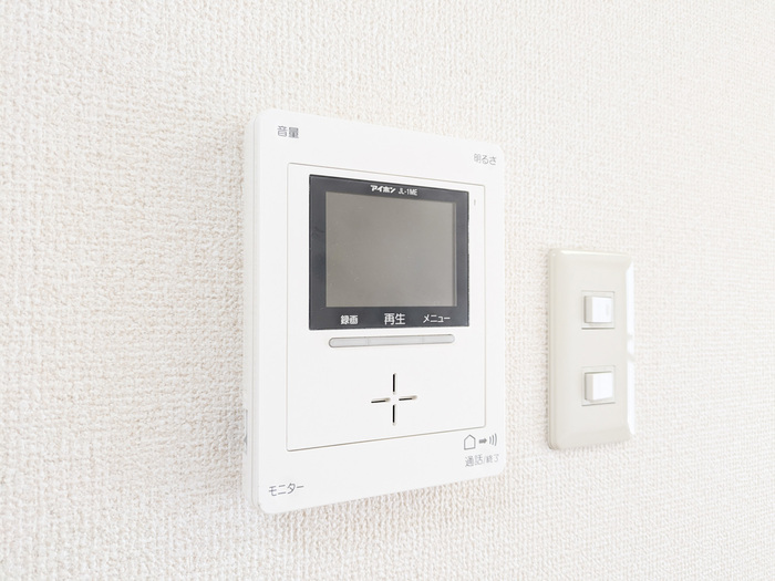 セキュリティ　モニター付きインターホン