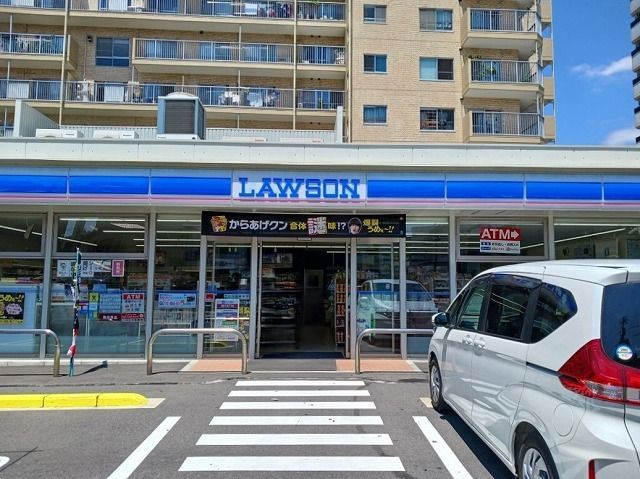 コンビニ　ローソン（コンビニ）まで17m