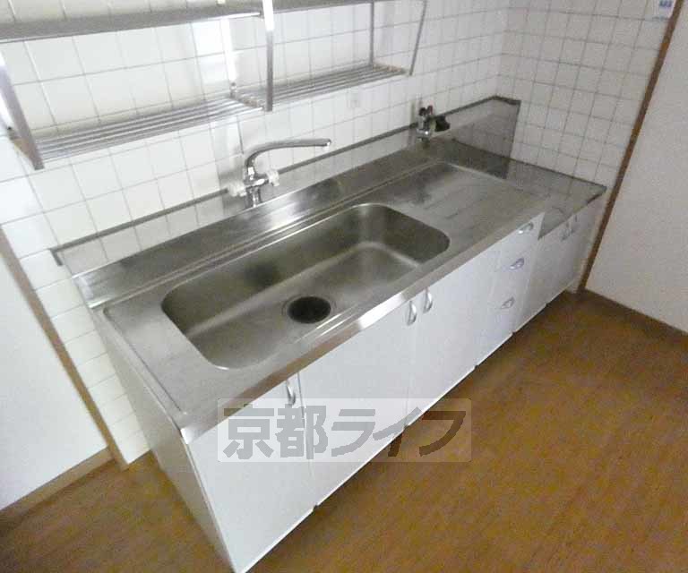 キッチン　スペースに余裕有り