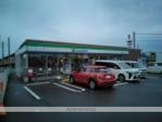 コンビニ　ファミリーマート福山今津町店（コンビニ）まで843m