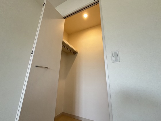 収納　※別部屋の写真です