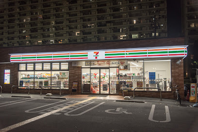 コンビニ　セブンイレブン 大阪古市3丁目店（コンビニ）まで396m