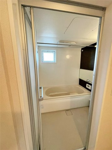 バス・シャワールーム　同物件、類似間取りのイメージ写真です