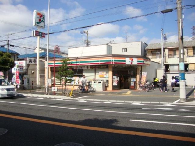コンビニ　セブン-イレブン 豊中浜１丁目店（コンビニ）まで494m