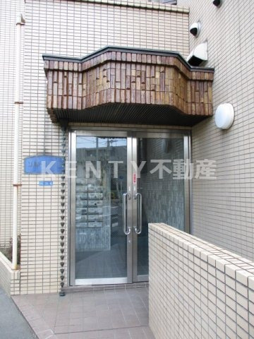 エントランス　建物の内部です
