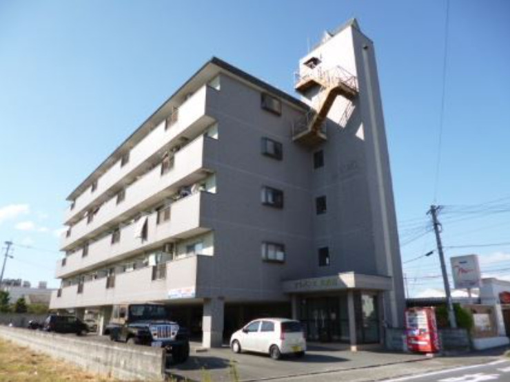 建物外観　外観は落ち着いています